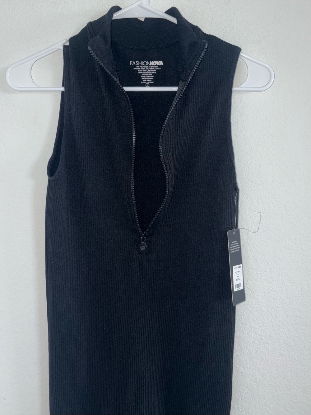 NWT Fashion Nova Johanna Seamless Jumpsuit Black Size Large - Picture 4 of 10
